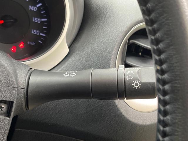 ジューク １５ＲＸ　タイプＶ　禁煙車　純正ナビフルセグ　バックカメラ　純正ＯＰ１７インチＡＷ　ＥＴＣ　Ｂｌｕｅｔｏｏｔｈ　スマートキー　オートエアコン　オートライト　革巻ステアリング　フロントフォグランプ　ＤＶＤ再生（7枚目）