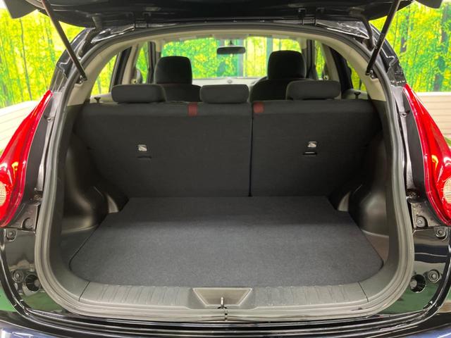 ジューク １５ＲＸ　タイプＶ　禁煙車　純正ナビフルセグ　バックカメラ　純正ＯＰ１７インチＡＷ　ＥＴＣ　Ｂｌｕｅｔｏｏｔｈ　スマートキー　オートエアコン　オートライト　革巻ステアリング　フロントフォグランプ　ＤＶＤ再生（10枚目）