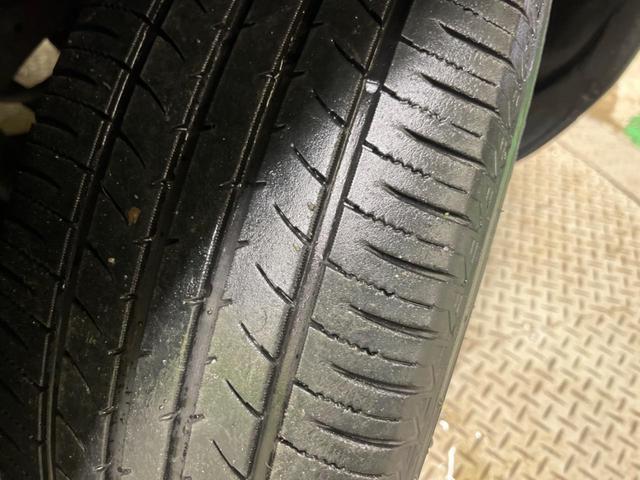 ジューク １５ＲＸ　タイプＶ　禁煙車　純正ナビフルセグ　バックカメラ　純正ＯＰ１７インチＡＷ　ＥＴＣ　Ｂｌｕｅｔｏｏｔｈ　スマートキー　オートエアコン　オートライト　革巻ステアリング　フロントフォグランプ　ＤＶＤ再生（51枚目）