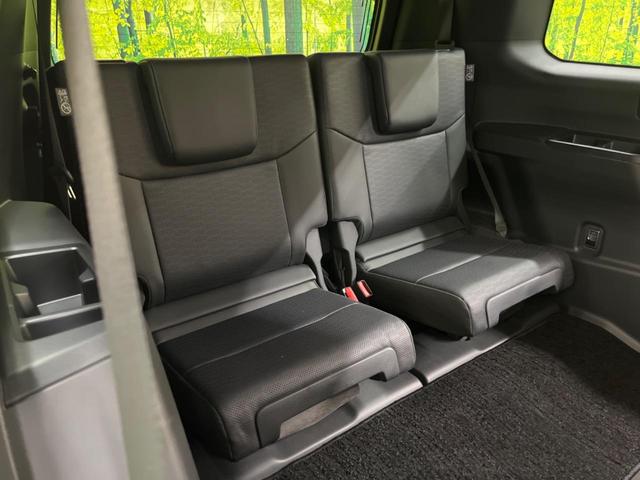 ランドクルーザー２５０ ＶＸ　ディーゼルターボ　丸目　禁煙車　純正１２．３型ナビＴＶ　ＪＢＬサウンド　ムーンルーフ　マルチテレインモニタ　セーフティセンス　ブラインドスポットモニタ　デジタルインナーミラー　後席オートエアコン（12枚目）