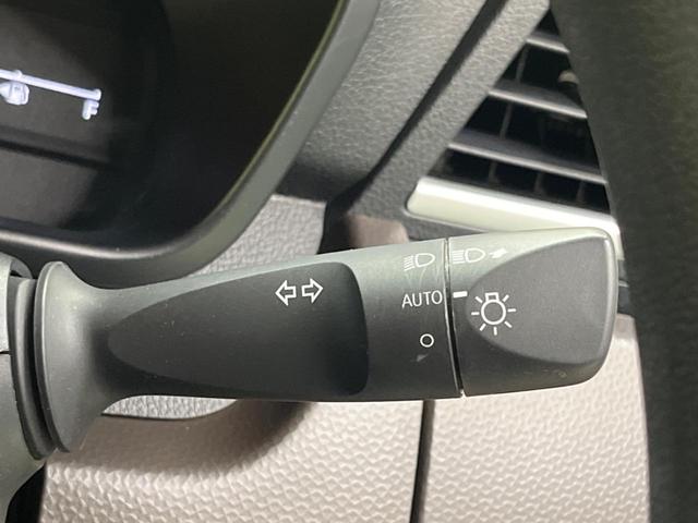 ルーミー Ｇ　後期型　禁煙車　純正ナビフルセグ　パノラミックビューモニタ　両側電動ドア　ＬＥＤヘッド　スマートアシスト　ＥＴＣ　Ｂｌｕｅｔｏｏｔｈ　シートヒーター　後席シートバックテーブル／サンシェード（44枚目）