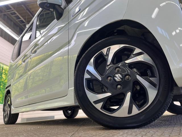 �y�����P�T�C���`�A���~�z�C�[���z�O�ςɃ}�b�`���������A���~�z�C�[���𑕒����Ă���܂��B�e��ЊO�A���~�z�C�[����A�X�^�b�h���X�^�C�����戵�����Ă���܂��B���񂲑��k����������