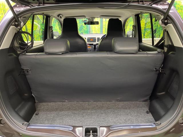 アルト Ｘ　レーダーブレーキサポート　禁煙車　純正１５インチＡＷ　スマートキー　オートエアコン　シートヒーター　純正ＣＤオーディオ　電動格納ドアミラー　プライバシーガラス　運転席シートリフター　ＡＵＸ接続（11枚目）