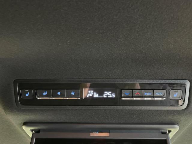 ノア Ｓ－Ｚ　モデリスタエアロ　三眼ＬＥＤ　快適利便ＰＫＧ　禁煙車　純正１０．５型ナビＴＶ　純正１３．２型後席モニター　バックカメラ　セーフティセンス　両側電動ドア　電動バックドア　前中列シートヒーター　ＤＶＤ再生（9枚目）