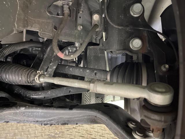 ノア Ｓ－Ｚ　モデリスタエアロ　三眼ＬＥＤ　快適利便ＰＫＧ　禁煙車　純正１０．５型ナビＴＶ　純正１３．２型後席モニター　バックカメラ　セーフティセンス　両側電動ドア　電動バックドア　前中列シートヒーター　ＤＶＤ再生（21枚目）