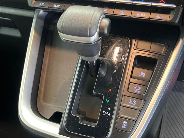 ノア Ｓ－Ｚ　モデリスタエアロ　三眼ＬＥＤ　快適利便ＰＫＧ　禁煙車　純正１０．５型ナビＴＶ　純正１３．２型後席モニター　バックカメラ　セーフティセンス　両側電動ドア　電動バックドア　前中列シートヒーター　ＤＶＤ再生（22枚目）