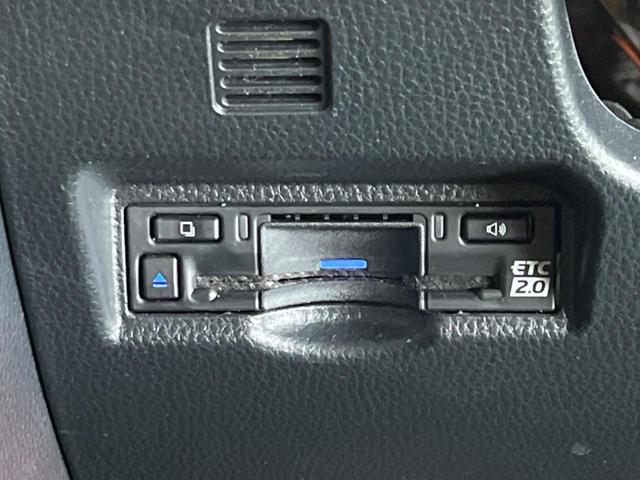 ノア Ｓ－Ｚ　モデリスタエアロ　三眼ＬＥＤ　快適利便ＰＫＧ　禁煙車　純正１０．５型ナビＴＶ　純正１３．２型後席モニター　バックカメラ　セーフティセンス　両側電動ドア　電動バックドア　前中列シートヒーター　ＤＶＤ再生（31枚目）