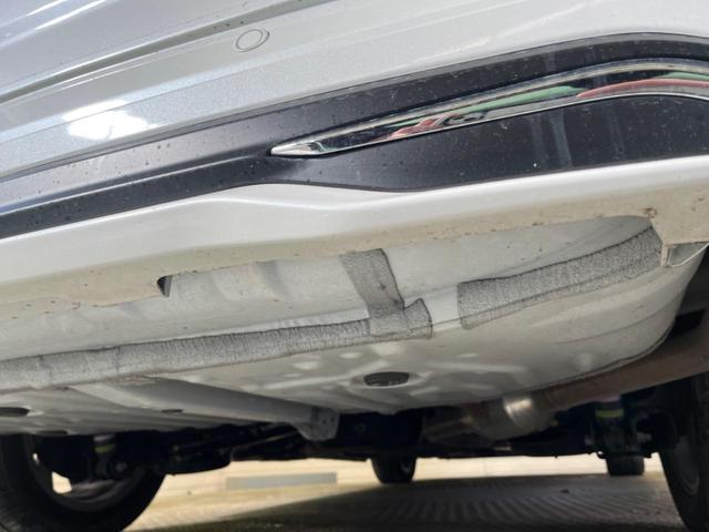 ノア Ｓ－Ｚ　モデリスタエアロ　三眼ＬＥＤ　快適利便ＰＫＧ　禁煙車　純正１０．５型ナビＴＶ　純正１３．２型後席モニター　バックカメラ　セーフティセンス　両側電動ドア　電動バックドア　前中列シートヒーター　ＤＶＤ再生（60枚目）