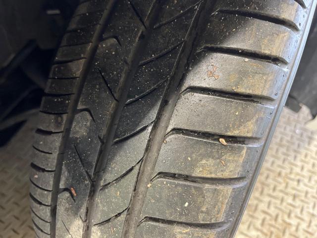 ノア Ｓ－Ｚ　モデリスタエアロ　三眼ＬＥＤ　快適利便ＰＫＧ　禁煙車　純正１０．５型ナビＴＶ　純正１３．２型後席モニター　バックカメラ　セーフティセンス　両側電動ドア　電動バックドア　前中列シートヒーター　ＤＶＤ再生（62枚目）