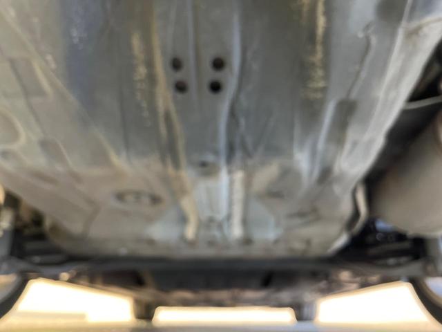 シャトル ハイブリッドＺ　禁煙車　メーカーナビフルセグ　バックカメラ　シティブレーキアクティブシステム　ＬＥＤヘッド　純正１６インチＡＷ　ＥＴＣ　Ｂｌｕｅｔｏｏｔｈ　半革シート　シートヒーター　革巻ステアリング　ＨＤＭＩ入力（18枚目）