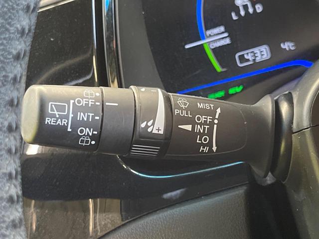 シャトル ハイブリッドＺ　禁煙車　メーカーナビフルセグ　バックカメラ　シティブレーキアクティブシステム　ＬＥＤヘッド　純正１６インチＡＷ　ＥＴＣ　Ｂｌｕｅｔｏｏｔｈ　半革シート　シートヒーター　革巻ステアリング　ＨＤＭＩ入力（42枚目）