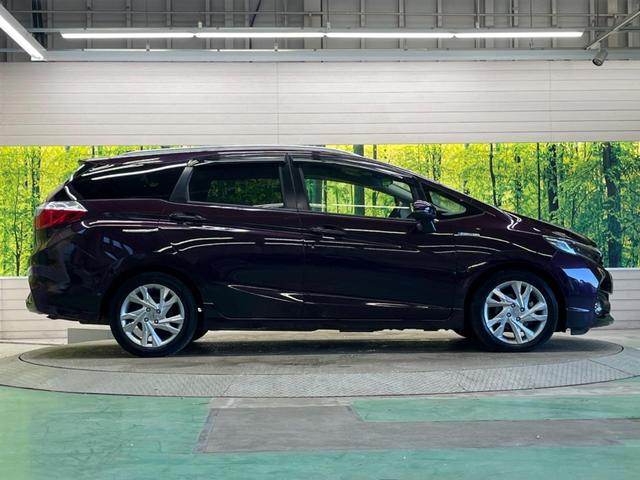 シャトル ハイブリッドＺ　禁煙車　メーカーナビフルセグ　バックカメラ　シティブレーキアクティブシステム　ＬＥＤヘッド　純正１６インチＡＷ　ＥＴＣ　Ｂｌｕｅｔｏｏｔｈ　半革シート　シートヒーター　革巻ステアリング　ＨＤＭＩ入力（49枚目）