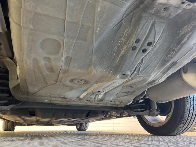 シャトル ハイブリッドＺ　禁煙車　メーカーナビフルセグ　バックカメラ　シティブレーキアクティブシステム　ＬＥＤヘッド　純正１６インチＡＷ　ＥＴＣ　Ｂｌｕｅｔｏｏｔｈ　半革シート　シートヒーター　革巻ステアリング　ＨＤＭＩ入力（54枚目）