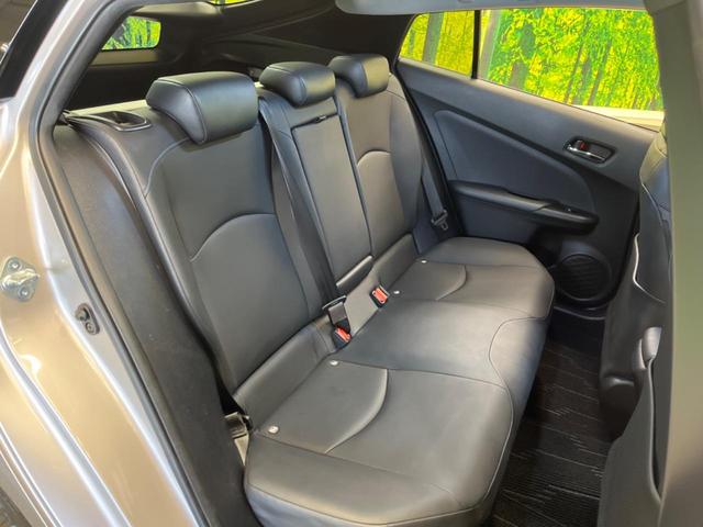 プリウス Ｓツーリングセレクション　禁煙車　純正９型ナビＴＶ　バックカメラ　セーフティセンス　レーダークルーズ　ＬＥＤヘッド　ＬＥＤフォグ　純正１７インチＡＷ　黒合皮レザーシート　シートヒーター　ＥＴＣ　Ｂｌｕｅｔｏｏｔｈ　ＤＶＤ再生（10枚目）