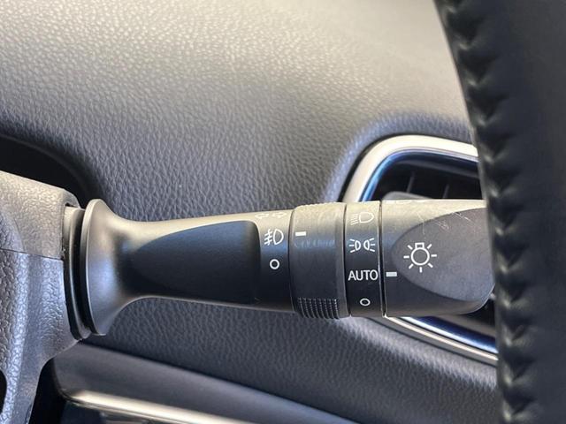 プリウス Ｓツーリングセレクション　禁煙車　純正９型ナビＴＶ　バックカメラ　セーフティセンス　レーダークルーズ　ＬＥＤヘッド　ＬＥＤフォグ　純正１７インチＡＷ　黒合皮レザーシート　シートヒーター　ＥＴＣ　Ｂｌｕｅｔｏｏｔｈ　ＤＶＤ再生（43枚目）