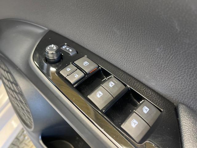 プリウス Ｓツーリングセレクション　禁煙車　純正９型ナビＴＶ　バックカメラ　セーフティセンス　レーダークルーズ　ＬＥＤヘッド　ＬＥＤフォグ　純正１７インチＡＷ　黒合皮レザーシート　シートヒーター　ＥＴＣ　Ｂｌｕｅｔｏｏｔｈ　ＤＶＤ再生（48枚目）