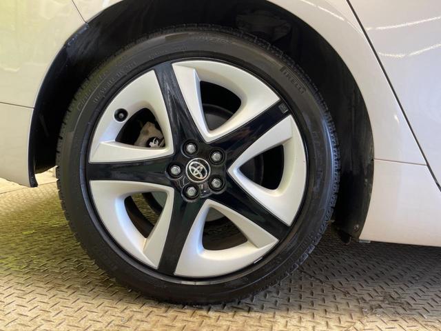 プリウス Ｓツーリングセレクション　禁煙車　純正９型ナビＴＶ　バックカメラ　セーフティセンス　レーダークルーズ　ＬＥＤヘッド　ＬＥＤフォグ　純正１７インチＡＷ　黒合皮レザーシート　シートヒーター　ＥＴＣ　Ｂｌｕｅｔｏｏｔｈ　ＤＶＤ再生（60枚目）