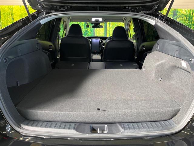 プリウスＰＨＶ Ａレザーパッケージ　モデリスタエアロ　メーカー１１．６型ナビＴＶ　ＪＢＬサウンド　ＢＬＩＴＺマフラー　モデリスタ１８インチＡＷ　バックカメラ　セーフティセンス　ブラインドスポットモニタ　インテリジェントクリアランスソナー（37枚目）