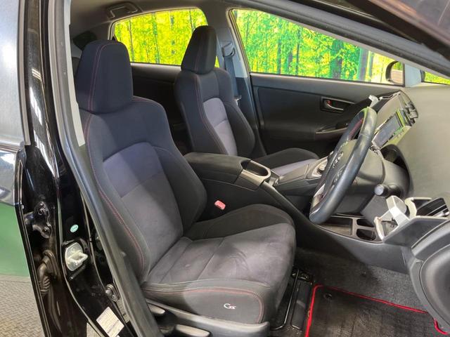 プリウス Ｓツーリングセレクション・Ｇ’ｓ　禁煙車　ＢＩＧ－Ｘ９型ナビＴＶ　バックカメラ　ＨＩＤヘッド　純正１８インチＡＷ　専用スポーツシート　ＥＴＣ　Ｂｌｕｅｔｏｏｔｈ　スマートキー　オートエアコン　オートライト　革巻ステアリング　ＤＶＤ再生（8枚目）