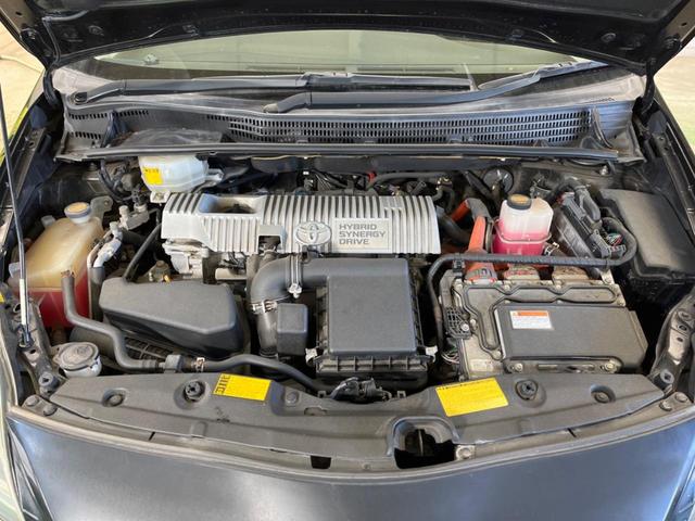 プリウス Ｓツーリングセレクション・Ｇ’ｓ　禁煙車　ＢＩＧ－Ｘ９型ナビＴＶ　バックカメラ　ＨＩＤヘッド　純正１８インチＡＷ　専用スポーツシート　ＥＴＣ　Ｂｌｕｅｔｏｏｔｈ　スマートキー　オートエアコン　オートライト　革巻ステアリング　ＤＶＤ再生（19枚目）