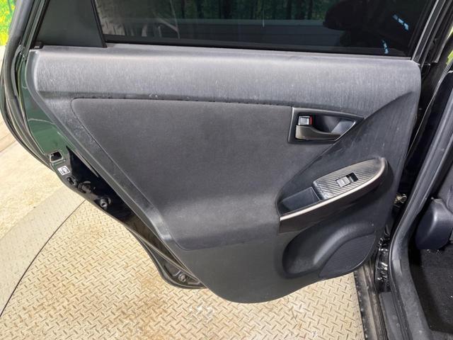 プリウス Ｓツーリングセレクション・Ｇ’ｓ　禁煙車　ＢＩＧ－Ｘ９型ナビＴＶ　バックカメラ　ＨＩＤヘッド　純正１８インチＡＷ　専用スポーツシート　ＥＴＣ　Ｂｌｕｅｔｏｏｔｈ　スマートキー　オートエアコン　オートライト　革巻ステアリング　ＤＶＤ再生（38枚目）