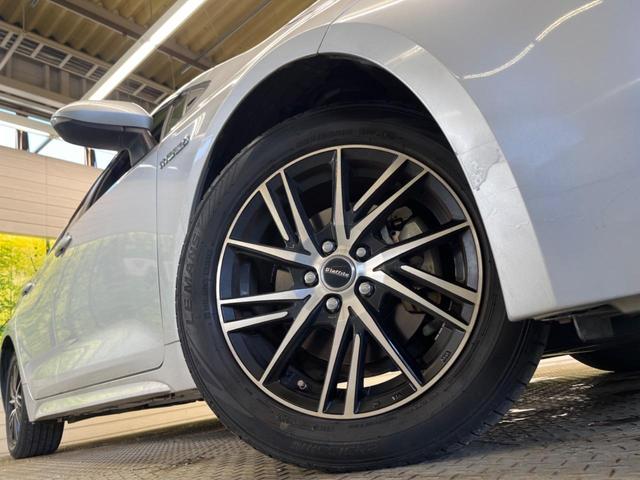 カローラスポーツ ハイブリッドＧ　禁煙車　純正９型ナビＴＶ　バックカメラ　セーフティセンス　レーダークルーズ　ブラインドスポットモニタ　インテリジェントクリアランスソナー　ＬＥＤヘッド　１６インチＡＷ　Ｂｌｕｅｔｏｏｔｈ　ＤＶＤ再生（13枚目）