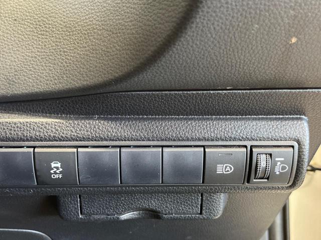 カローラスポーツ ハイブリッドＧ　禁煙車　純正９型ナビＴＶ　バックカメラ　セーフティセンス　レーダークルーズ　ブラインドスポットモニタ　インテリジェントクリアランスソナー　ＬＥＤヘッド　１６インチＡＷ　Ｂｌｕｅｔｏｏｔｈ　ＤＶＤ再生（39枚目）