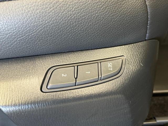 ＣＸ－５ ２５Ｓ　スポーツアピアランス　禁煙車　１０．２５型コネクトナビ　３６０°ビューモニタ　衝突被害軽減　クルージングトラフィックサポート　専用１９インチＡＷ　黒革　パワーシート　シートヒーター　電動バックドア　ＡｐｐｌｅＣａｒＰｌａｙ（7枚目）