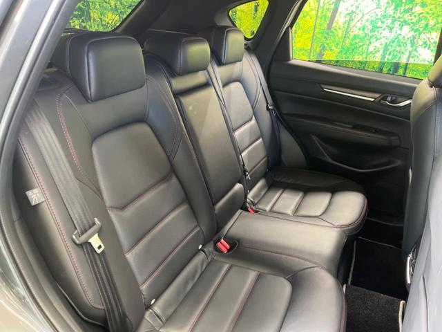 ＣＸ－５ ２５Ｓ　スポーツアピアランス　禁煙車　１０．２５型コネクトナビ　３６０°ビューモニタ　衝突被害軽減　クルージングトラフィックサポート　専用１９インチＡＷ　黒革　パワーシート　シートヒーター　電動バックドア　ＡｐｐｌｅＣａｒＰｌａｙ（10枚目）