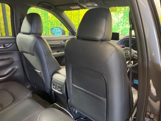 ＣＸ－５ ２５Ｓ　スポーツアピアランス　禁煙車　１０．２５型コネクトナビ　３６０°ビューモニタ　衝突被害軽減　クルージングトラフィックサポート　専用１９インチＡＷ　黒革　パワーシート　シートヒーター　電動バックドア　ＡｐｐｌｅＣａｒＰｌａｙ（34枚目）