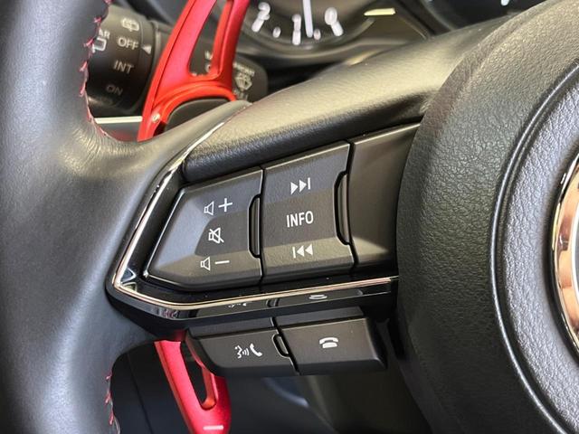 ＣＸ－５ ２５Ｓ　スポーツアピアランス　禁煙車　１０．２５型コネクトナビ　３６０°ビューモニタ　衝突被害軽減　クルージングトラフィックサポート　専用１９インチＡＷ　黒革　パワーシート　シートヒーター　電動バックドア　ＡｐｐｌｅＣａｒＰｌａｙ（43枚目）