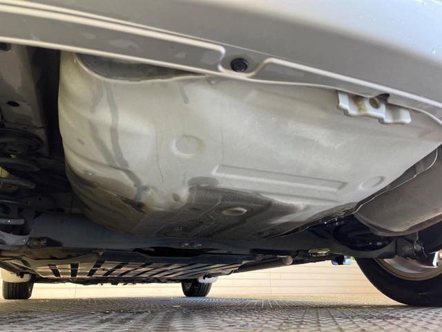 フィットハイブリッド スマートセレクション　禁煙車　純正ナビＴＶ　ＨＩＤヘッド　純正ＯＰ１５インチＡＷ　クルーズコントロール　スマートキー　オートライト　オートエアコン　革巻ステアリング　ＤＶＤ再生（52枚目）