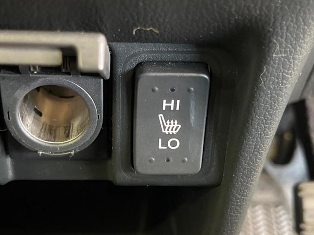 Ｎ－ＢＯＸカスタム Ｇ　ターボＳＳパッケージ　禁煙車　ナビフルセグ　両側電動ドア　バックカメラ　衝突被害軽減　ＨＩＤヘッド　純正１５インチＡＷ　半革シート　シートヒーター　コーナーセンサ　革巻ステアリング　後席シートスライド／リクライニングシート（8枚目）