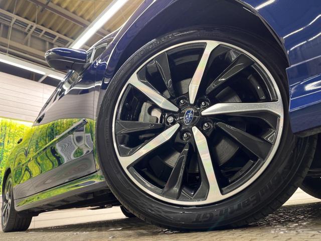 �y�����P�W�C���`�A���~�z�C�[���z�O�ςɃ}�b�`���������A���~�z�C�[���𑕒����Ă���܂��B�e��ЊO�A���~�z�C�[����A�X�^�b�h���X�^�C�����戵�����Ă���܂��B���񂲑��k����������