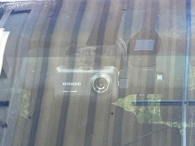 ヴェルファイア ２．４Ｚ　Ｇエディション　モデリスタエアロ　禁煙車　ＢＩＧ－Ｘ８型ナビＴＶ　フリップダウンモニター　バックカメラ　両側電動ドア　電動バックドア　ＨＩＤヘッド　純正１８インチＡＷ　前中列パワーシート　クルーズコントロール　ＥＴＣ（29枚目）