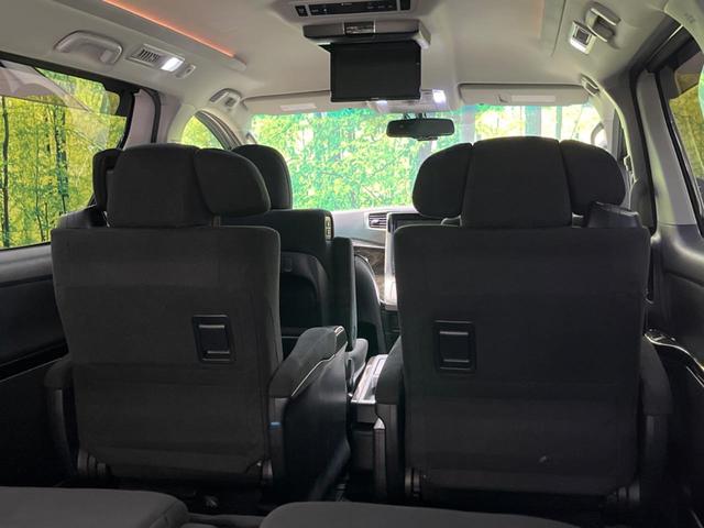 ヴェルファイア ２．４Ｚ　Ｇエディション　モデリスタエアロ　禁煙車　ＢＩＧ－Ｘ８型ナビＴＶ　フリップダウンモニター　バックカメラ　両側電動ドア　電動バックドア　ＨＩＤヘッド　純正１８インチＡＷ　前中列パワーシート　クルーズコントロール　ＥＴＣ（41枚目）