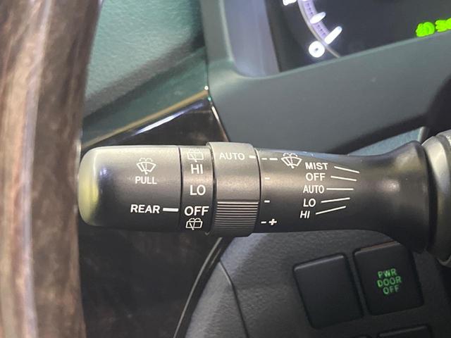 ヴェルファイア ２．４Ｚ　Ｇエディション　モデリスタエアロ　禁煙車　ＢＩＧ－Ｘ８型ナビＴＶ　フリップダウンモニター　バックカメラ　両側電動ドア　電動バックドア　ＨＩＤヘッド　純正１８インチＡＷ　前中列パワーシート　クルーズコントロール　ＥＴＣ（52枚目）