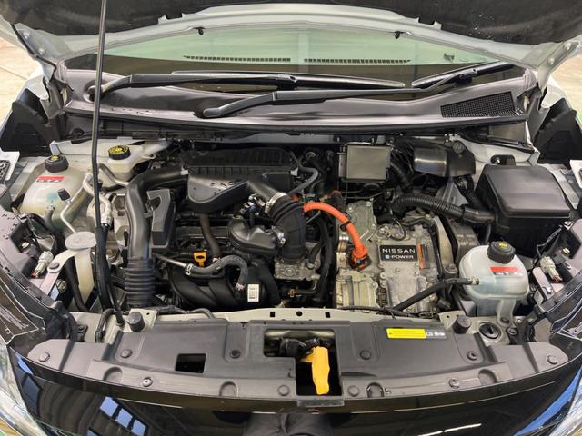 ノート Ｘ　禁煙車　９型コネクトナビＴＶ　アラウンドビューモニタ　アダプティブＬＥＤヘッド　衝突被害軽減　プロパイロット　インテリジェントルームミラー　後側方車両検知警告　ＥＴＣ２．０　ＡｐｐｌｅＣａｒＰｌａｙ（19枚目）