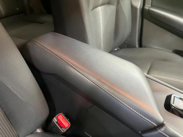 ノート Ｘ　禁煙車　９型コネクトナビＴＶ　アラウンドビューモニタ　アダプティブＬＥＤヘッド　衝突被害軽減　プロパイロット　インテリジェントルームミラー　後側方車両検知警告　ＥＴＣ２．０　ＡｐｐｌｅＣａｒＰｌａｙ（32枚目）