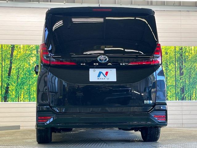 ノア ハイブリッドＳ－Ｚ　快適利便ＰＫＧ　禁煙車　純正１０．５型ナビＴＶ　純正１４型後席モニター　セーフティセンス　電動バックドア　バックカメラ　ブラインドスポットモニタ　前中列シートヒーター　後席オートエアコン（15枚目）