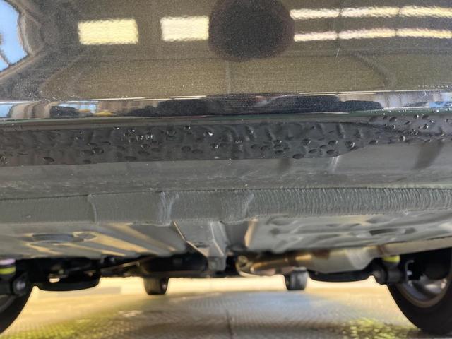 ノア ハイブリッドＳ－Ｚ　快適利便ＰＫＧ　禁煙車　純正１０．５型ナビＴＶ　純正１４型後席モニター　セーフティセンス　電動バックドア　バックカメラ　ブラインドスポットモニタ　前中列シートヒーター　後席オートエアコン（19枚目）