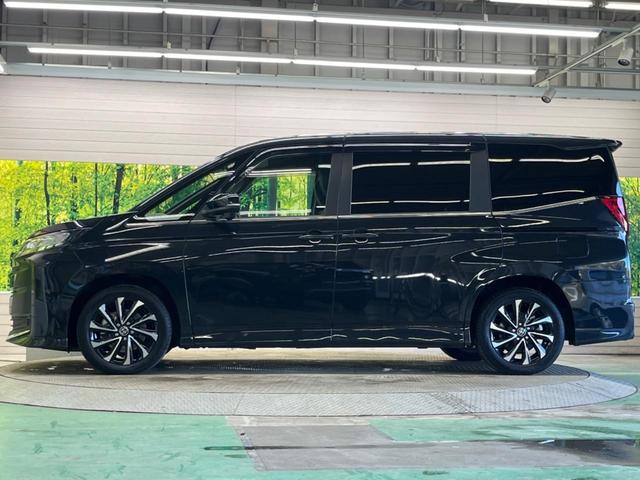 ノア ハイブリッドＳ－Ｚ　快適利便ＰＫＧ　禁煙車　純正１０．５型ナビＴＶ　純正１４型後席モニター　セーフティセンス　電動バックドア　バックカメラ　ブラインドスポットモニタ　前中列シートヒーター　後席オートエアコン（27枚目）