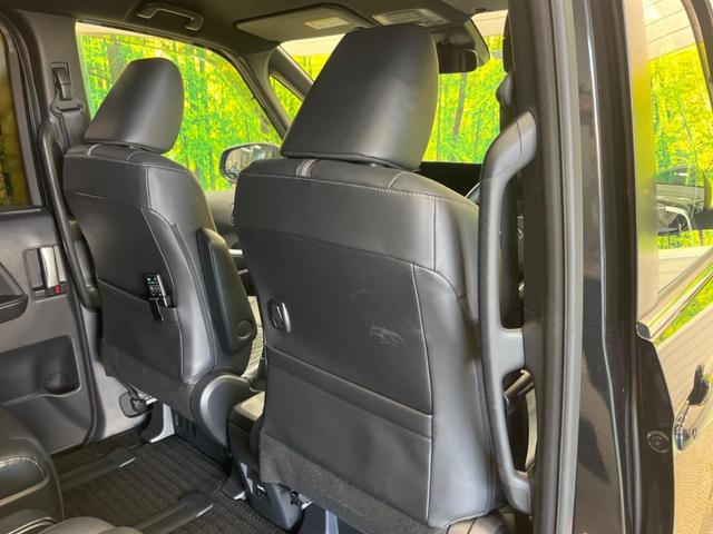 ノア ハイブリッドＳ－Ｚ　快適利便ＰＫＧ　禁煙車　純正１０．５型ナビＴＶ　純正１４型後席モニター　セーフティセンス　電動バックドア　バックカメラ　ブラインドスポットモニタ　前中列シートヒーター　後席オートエアコン（29枚目）