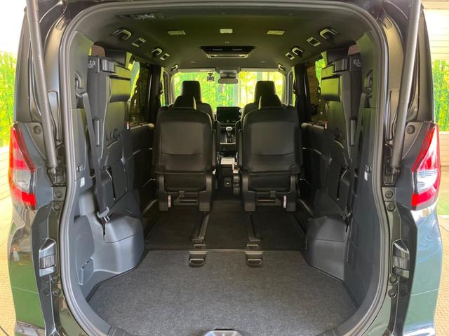 ノア ハイブリッドＳ－Ｚ　快適利便ＰＫＧ　禁煙車　純正１０．５型ナビＴＶ　純正１４型後席モニター　セーフティセンス　電動バックドア　バックカメラ　ブラインドスポットモニタ　前中列シートヒーター　後席オートエアコン（31枚目）