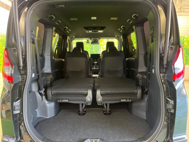 ノア ハイブリッドＳ－Ｚ　快適利便ＰＫＧ　禁煙車　純正１０．５型ナビＴＶ　純正１４型後席モニター　セーフティセンス　電動バックドア　バックカメラ　ブラインドスポットモニタ　前中列シートヒーター　後席オートエアコン（32枚目）