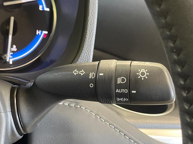 ノア ハイブリッドＳ－Ｚ　快適利便ＰＫＧ　禁煙車　純正１０．５型ナビＴＶ　純正１４型後席モニター　セーフティセンス　電動バックドア　バックカメラ　ブラインドスポットモニタ　前中列シートヒーター　後席オートエアコン（43枚目）