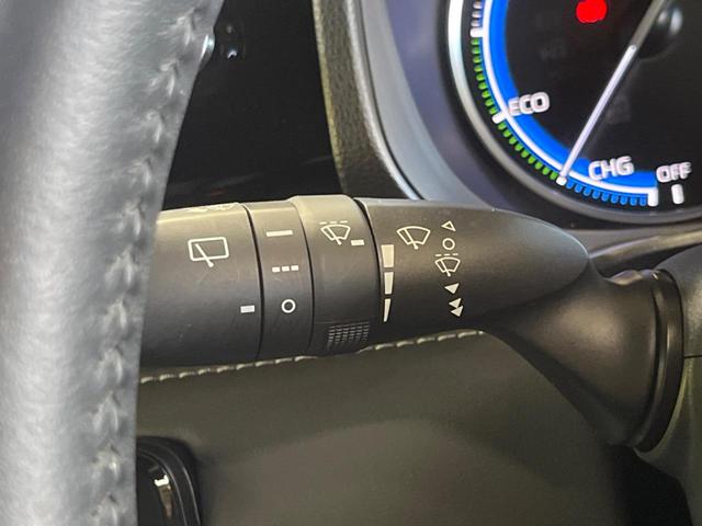 ノア ハイブリッドＳ－Ｚ　快適利便ＰＫＧ　禁煙車　純正１０．５型ナビＴＶ　純正１４型後席モニター　セーフティセンス　電動バックドア　バックカメラ　ブラインドスポットモニタ　前中列シートヒーター　後席オートエアコン（44枚目）