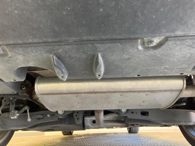 プリウス Ａツーリングセレクション　禁煙車　ＢＩＧ－Ｘ９型ナビＴＶ　バックカメラ　セーフティセンス　レーダークルーズ　ブラインドスポットモニタ　インテリジェントクリアランスソナー　ＬＥＤフォグ　黒合皮シート　シートヒーター　ＥＴＣ（20枚目）