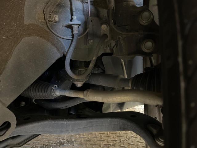 プリウス Ａツーリングセレクション　禁煙車　ＢＩＧ－Ｘ９型ナビＴＶ　バックカメラ　セーフティセンス　レーダークルーズ　ブラインドスポットモニタ　インテリジェントクリアランスソナー　ＬＥＤフォグ　黒合皮シート　シートヒーター　ＥＴＣ（22枚目）