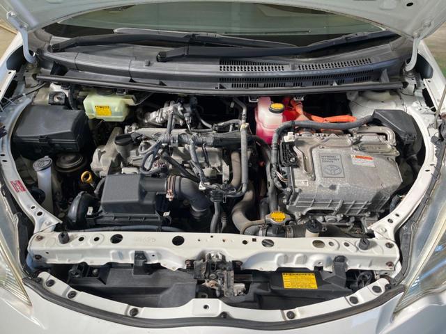 アクア Ｇ　スマートエントリーＰＫＧ　禁煙車　純正ナビフルセグ　バックカメラ　スマートキー　純正ＯＰ１５インチＡＷ　ＥＴＣ　Ｂｌｕｅｔｏｏｔｈ　オートライト　フロントフォグランプ　６スピーカー　ＤＶＤ再生（17枚目）